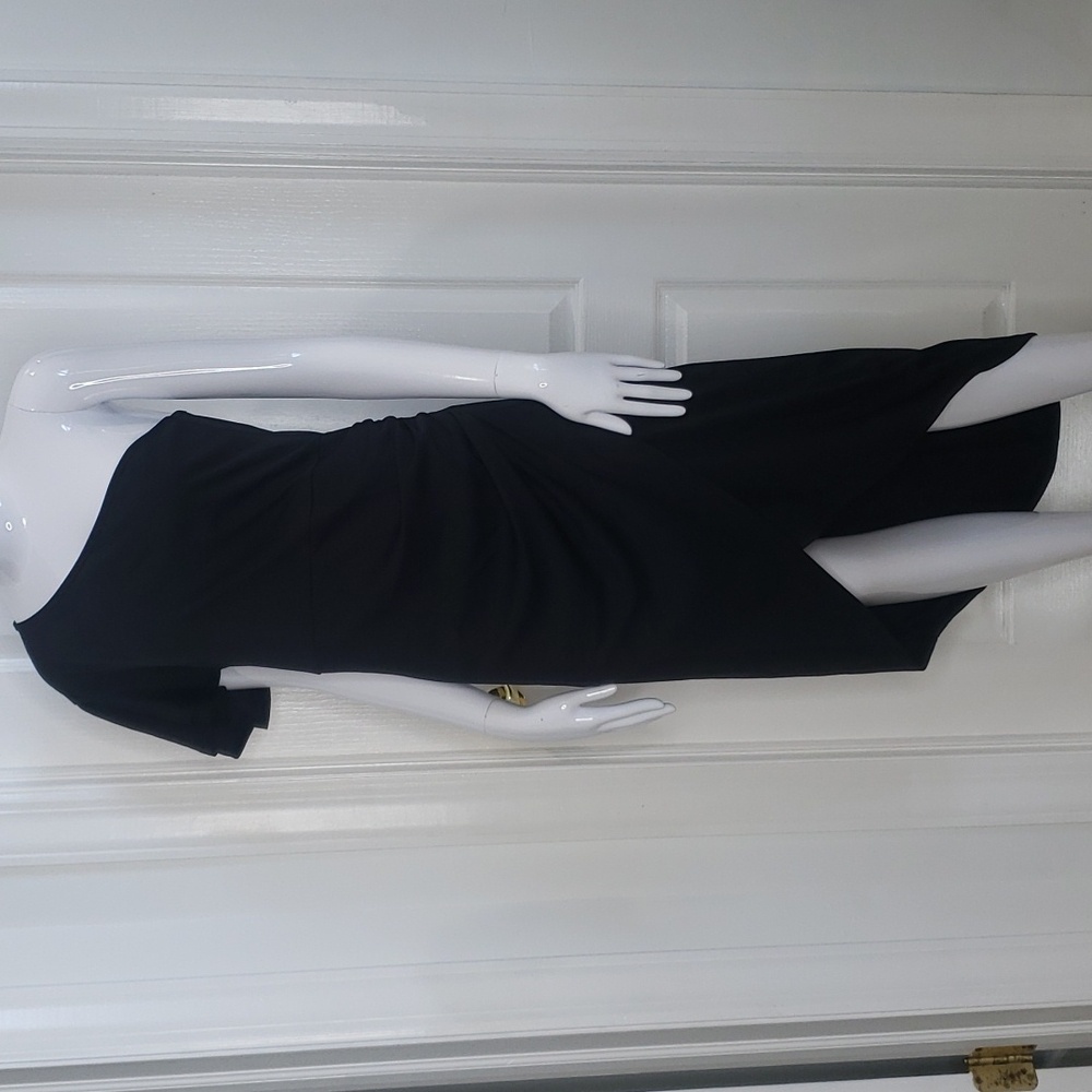 Elegant Black One-Shoulder Maxi Dress